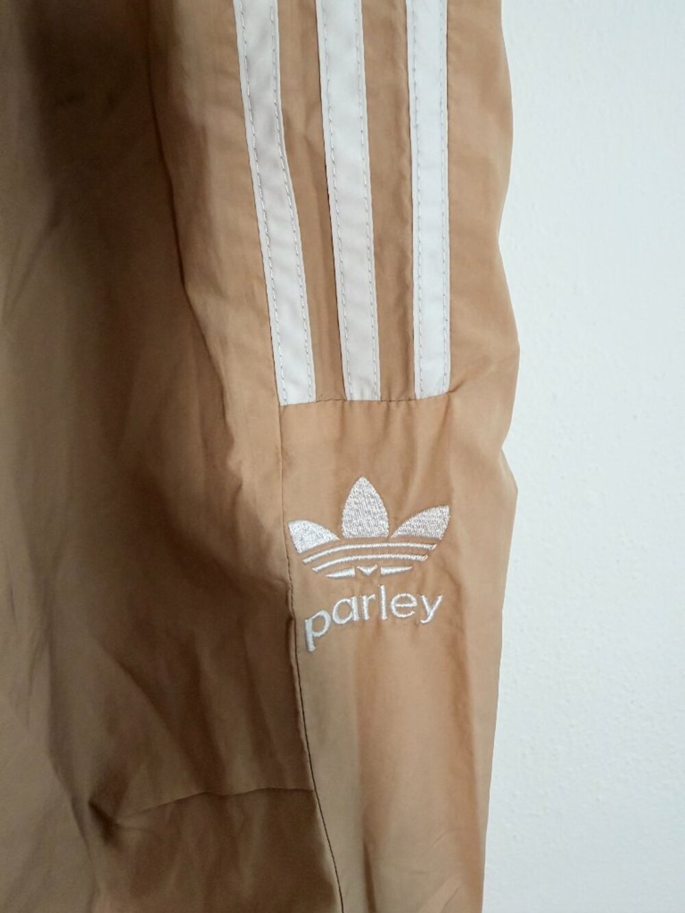 Adidas Originals x Parley Beige Track Pants 2XL Sustainable Wide Leg Athleisure - Picture 4 of 7